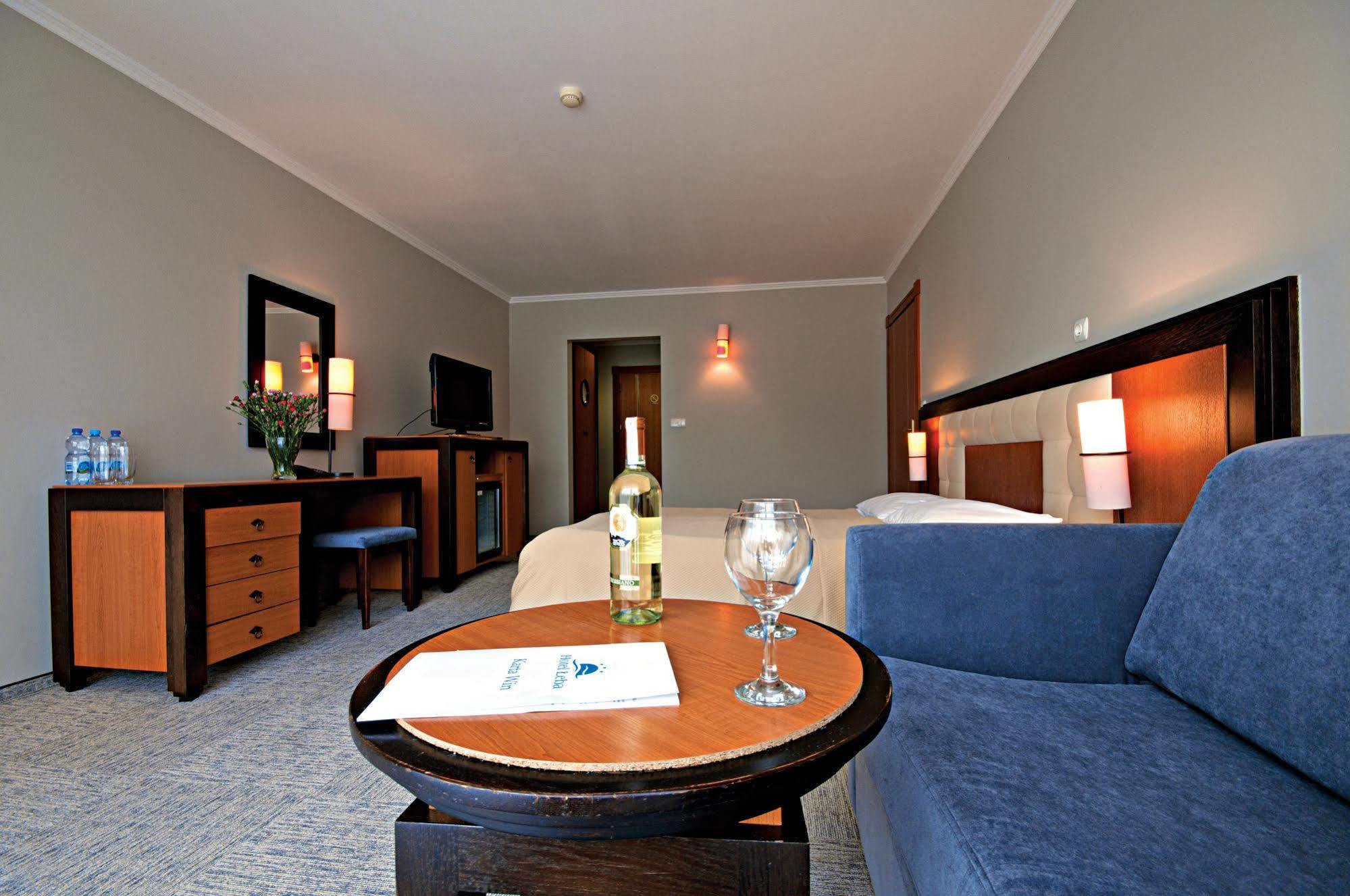 Leba Hotel & Spa ภายนอก รูปภาพ