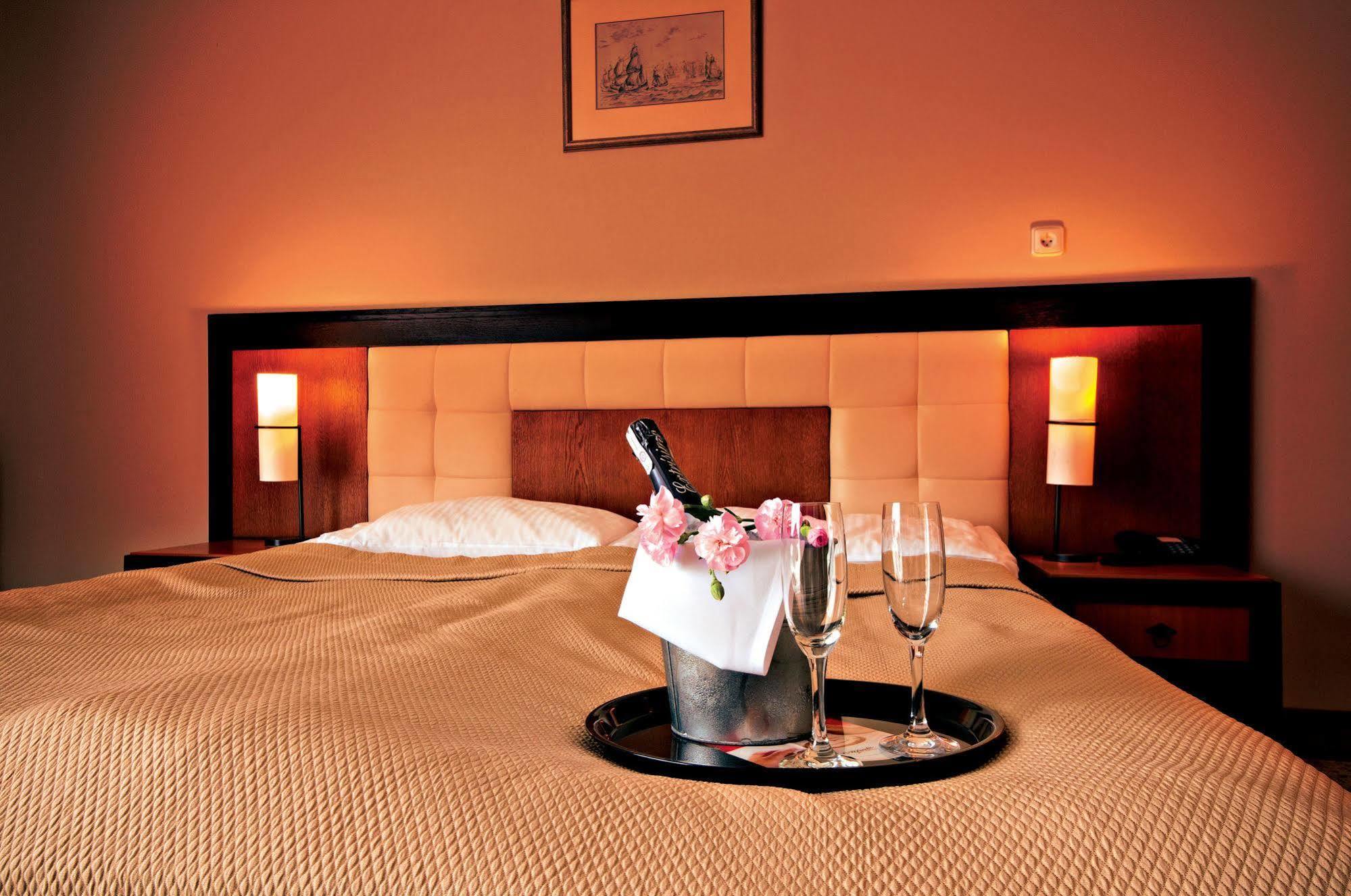 Leba Hotel & Spa ภายนอก รูปภาพ