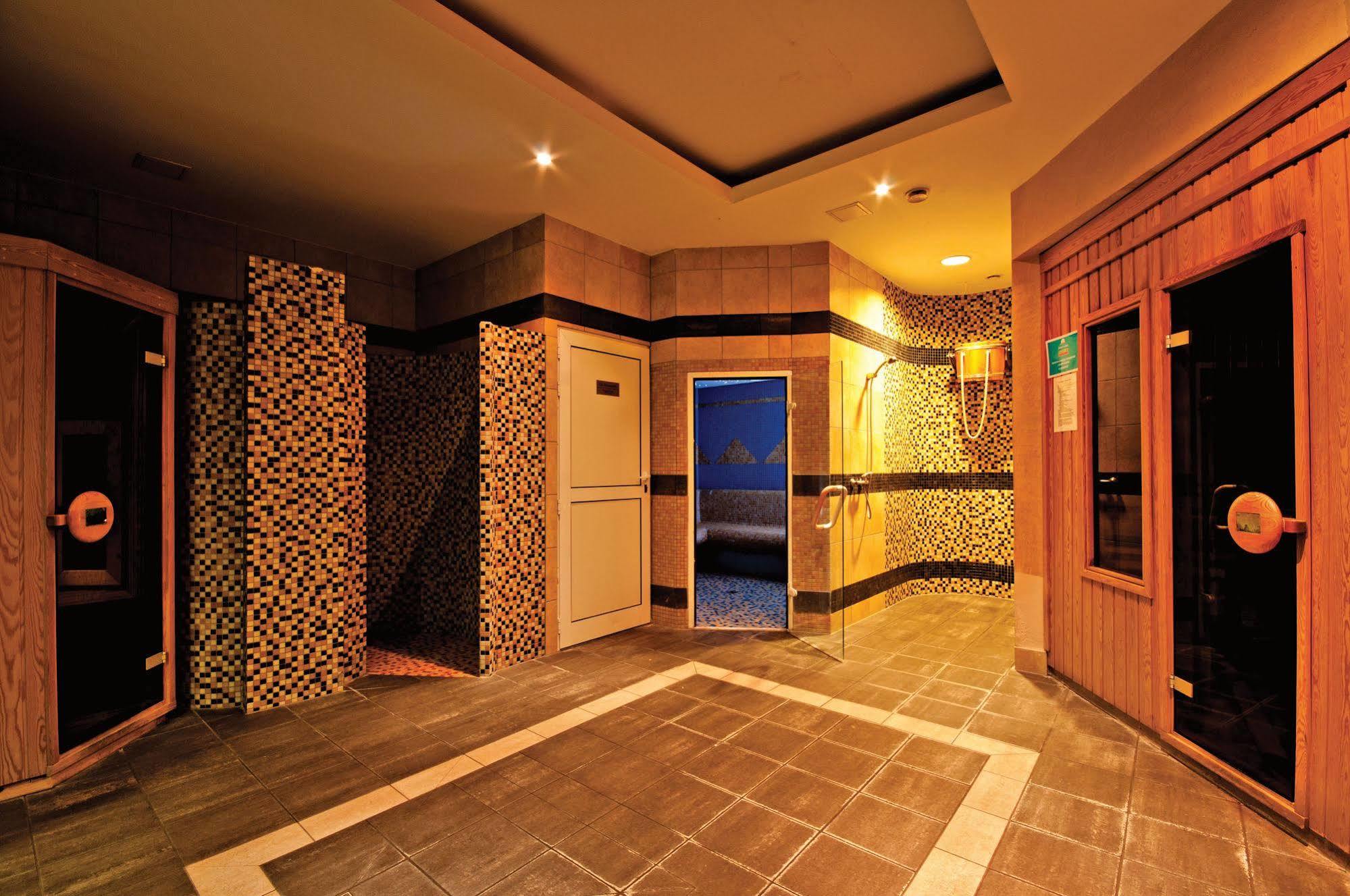 Leba Hotel & Spa ภายนอก รูปภาพ