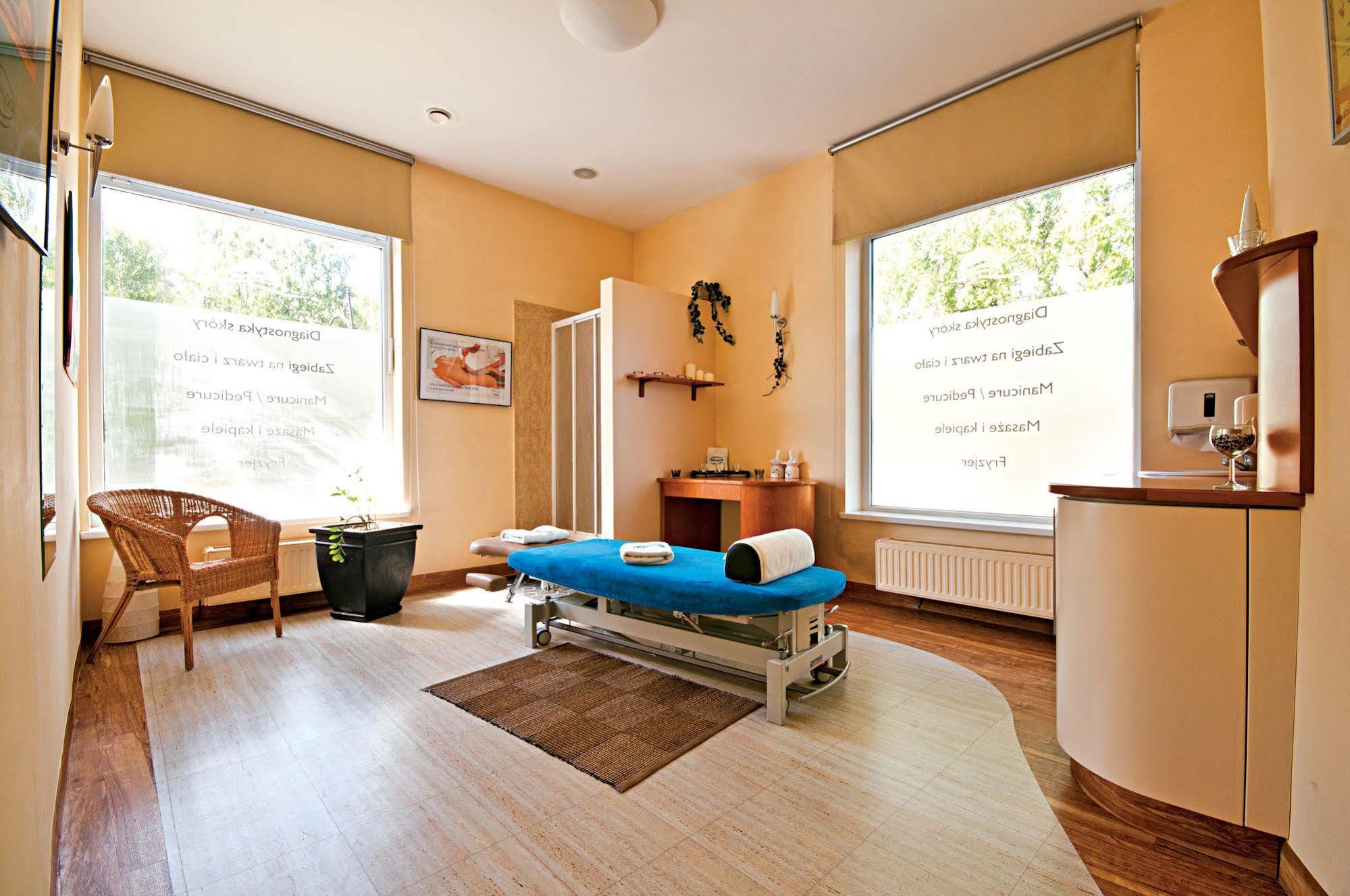 Leba Hotel & Spa ภายนอก รูปภาพ